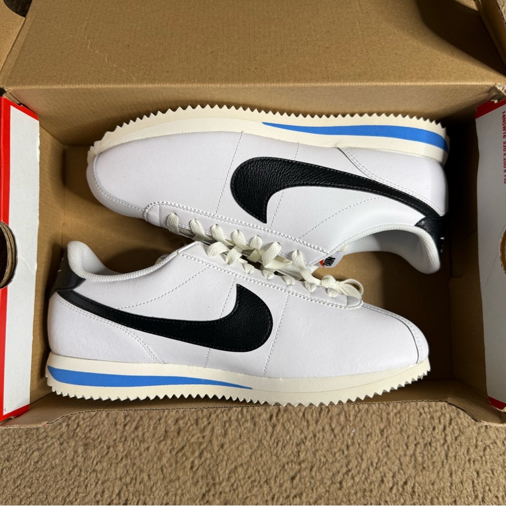 Nike White and Black Cortez (NO OG BOX A CLEAR CONTAINER WILL BE USED INSTEAD)